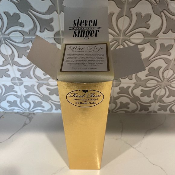 Steven Singer -24k Gold Dipped Red Rose - Picture 3 of 5